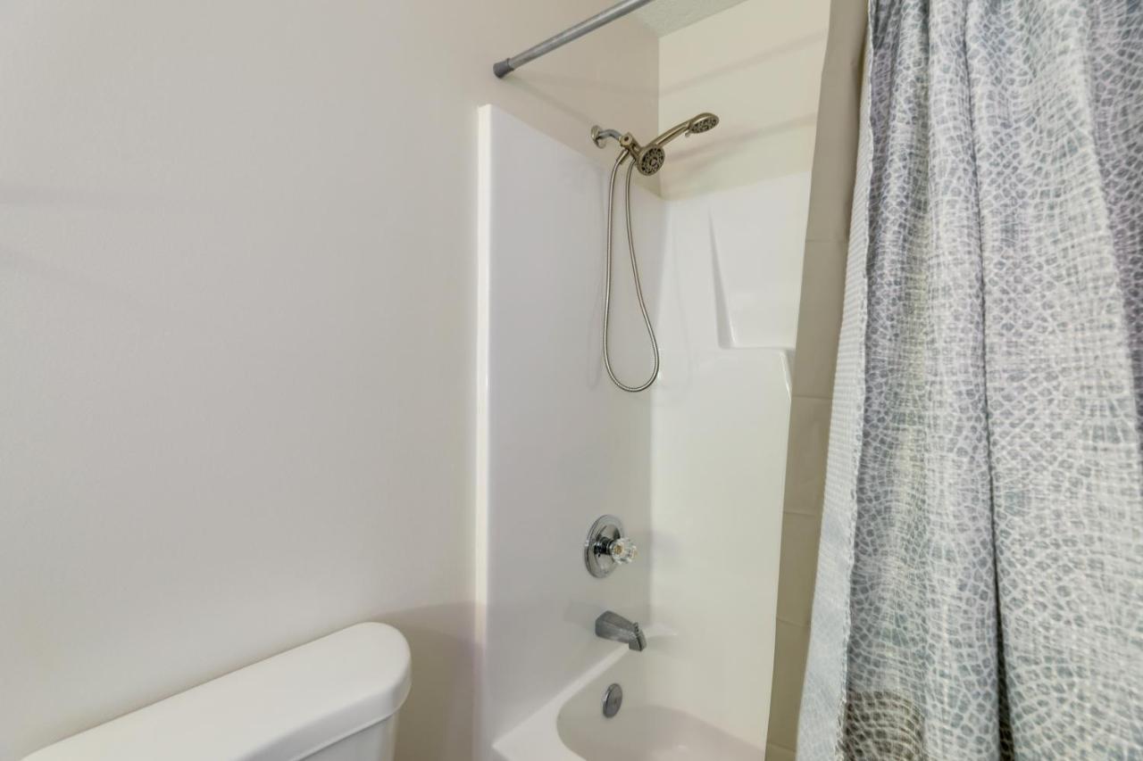 Updated Hubert Vacation Rental 5 Mi To Beaches! 斯旺斯伯勒 外观 照片