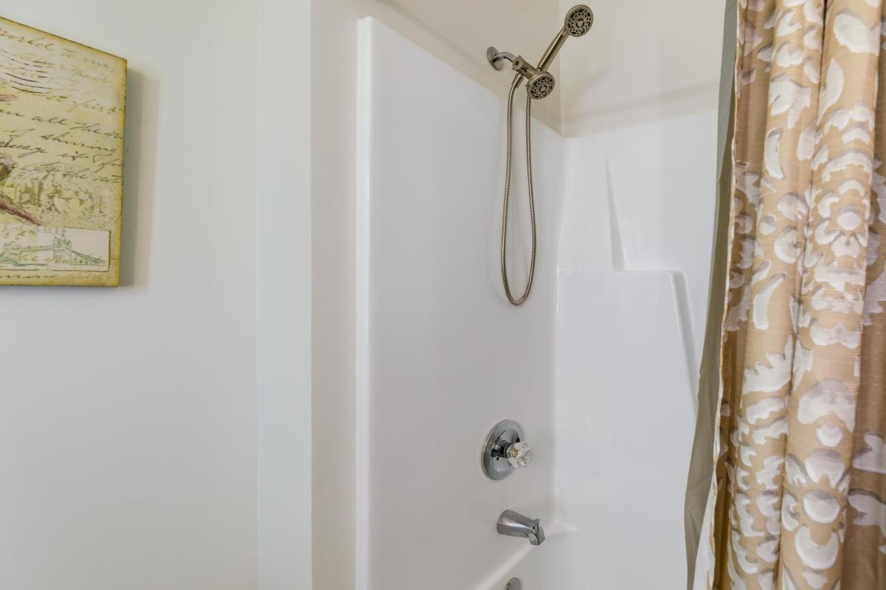 Updated Hubert Vacation Rental 5 Mi To Beaches! 斯旺斯伯勒 外观 照片