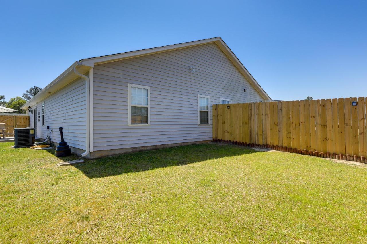 Updated Hubert Vacation Rental 5 Mi To Beaches! 斯旺斯伯勒 外观 照片