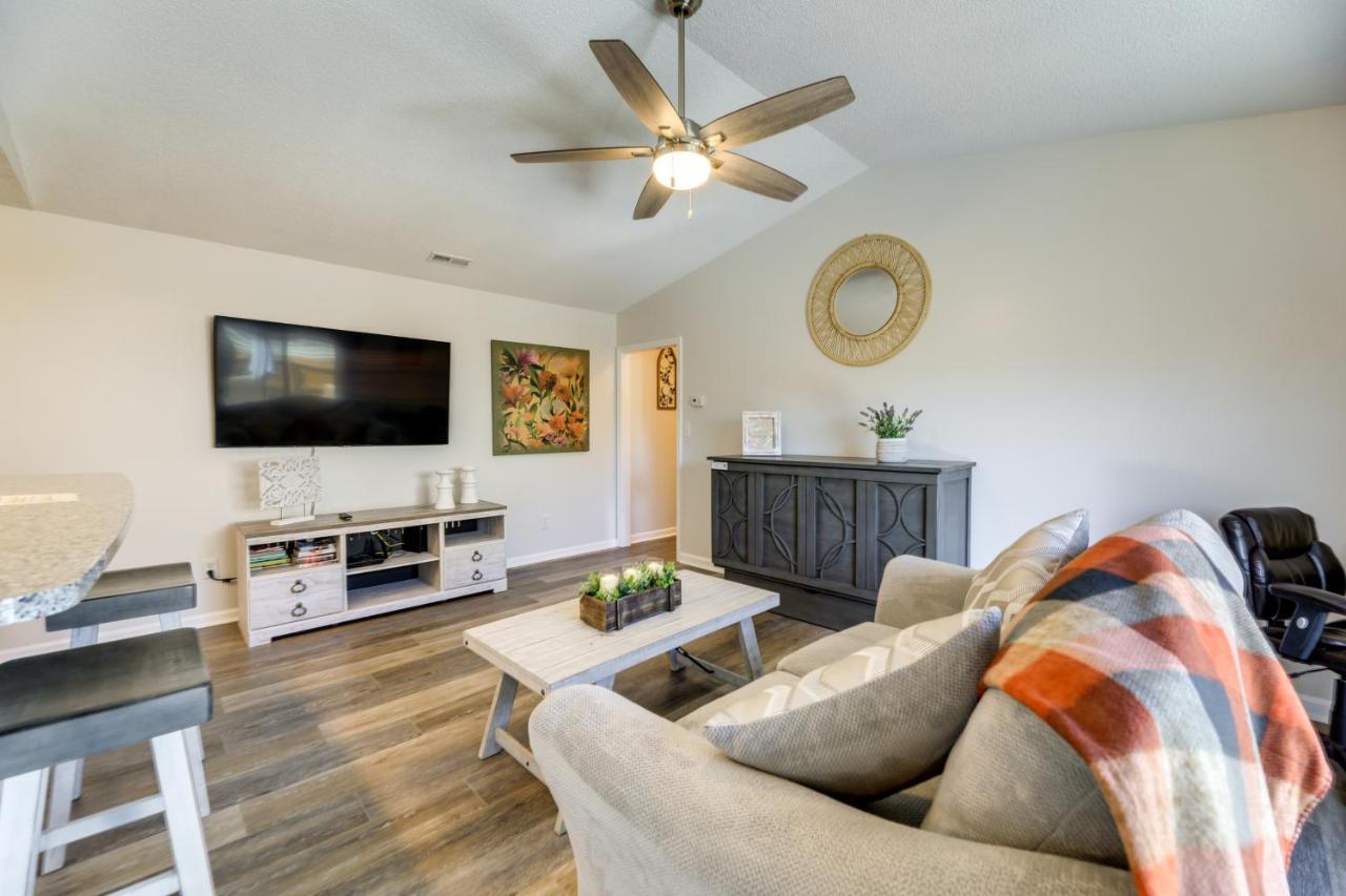 Updated Hubert Vacation Rental 5 Mi To Beaches! 斯旺斯伯勒 外观 照片